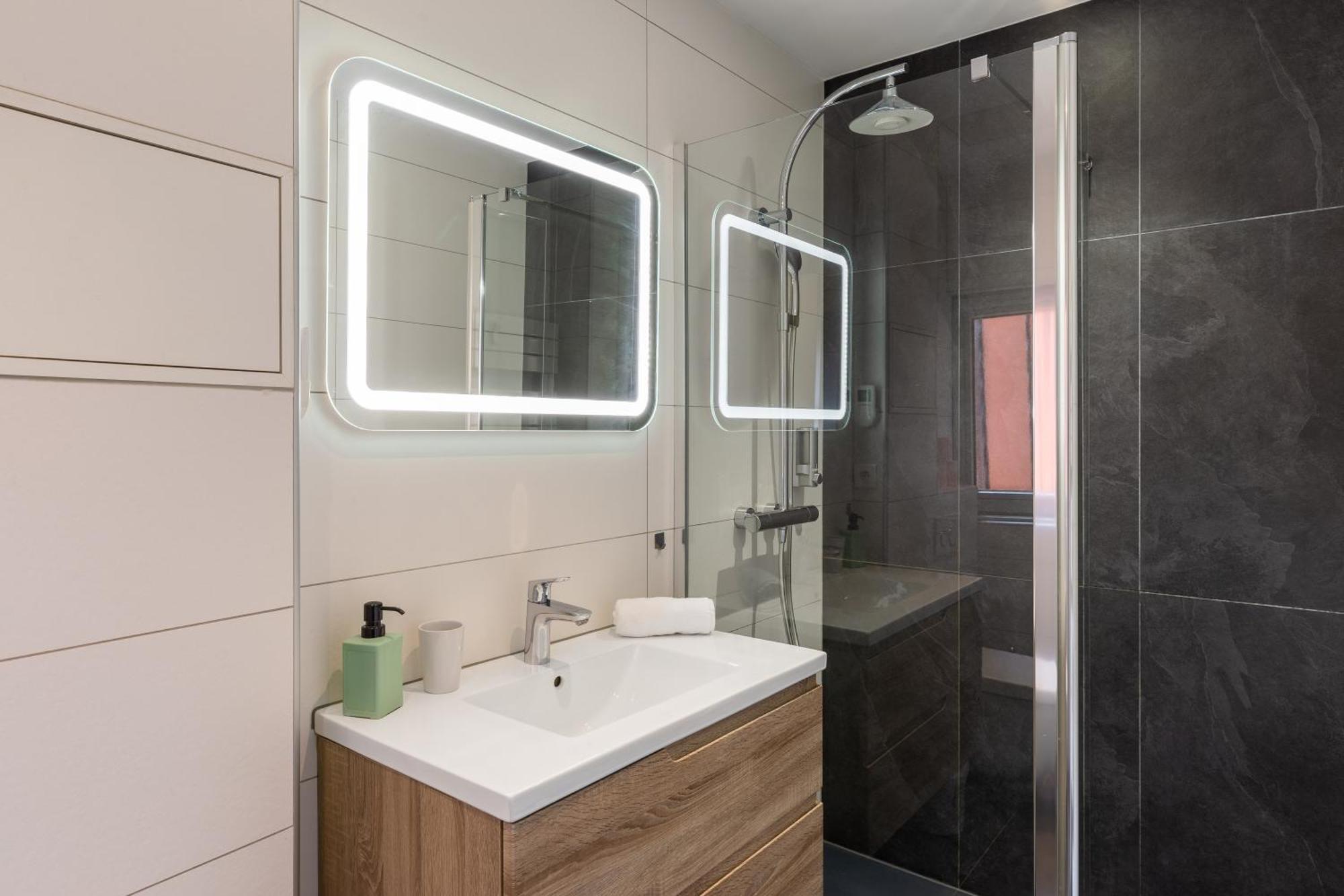 Travel Homes - The Rokst: Rare, Central And Modern Colmar Ngoại thất bức ảnh
